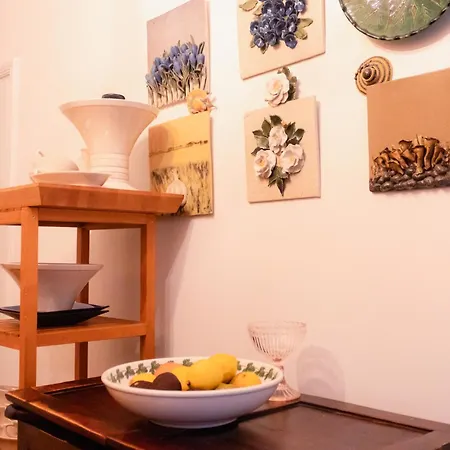 3 Lovely In Center. Apartamento *