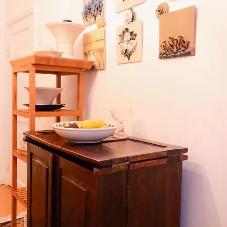 3 Lovely In Center. Apartamento