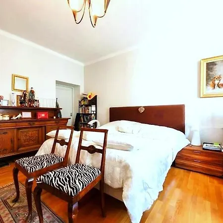 3 Lovely In Center. * 헬싱키