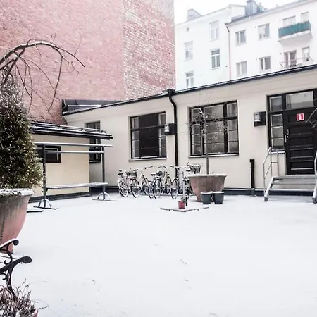 3 Lovely In Center. 아파트 *