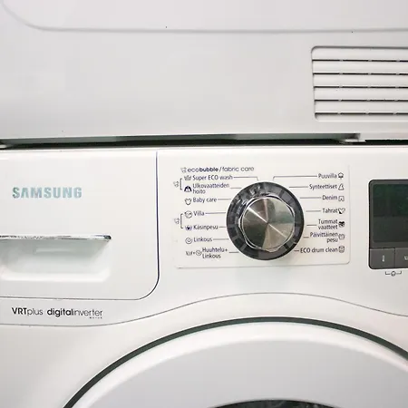 3 Lovely In Center. *