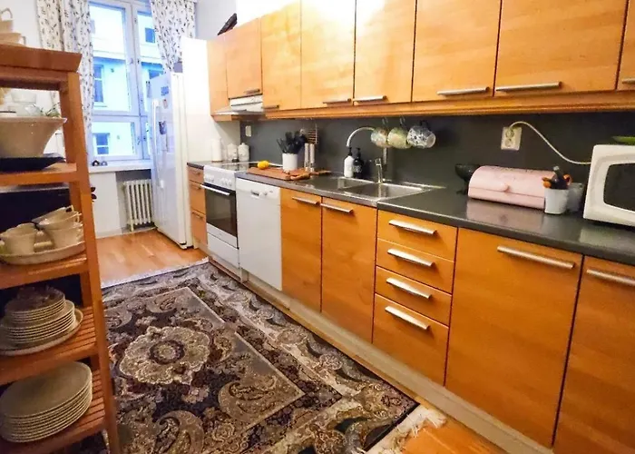 3 Lovely In Center. * הלסינקי