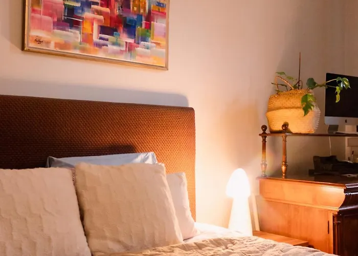 3 Lovely In Center. *