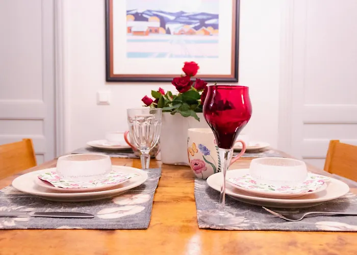 דירה 3 Lovely In Center.