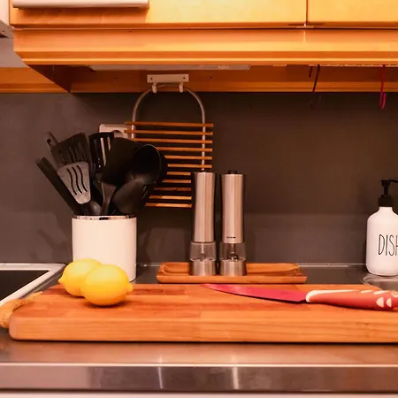 3 Lovely In Center. アパート *