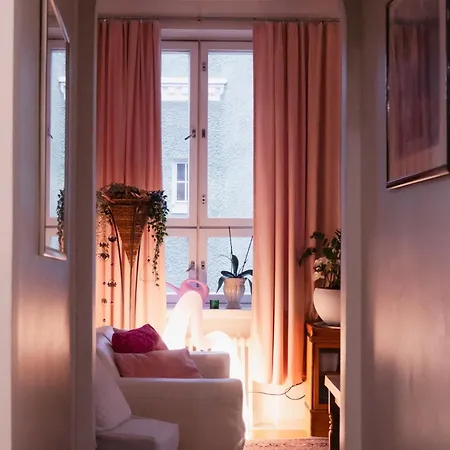 3 Lovely In Center. ヘルシンキ