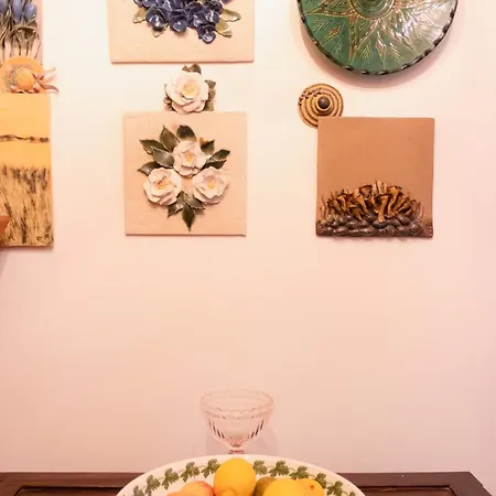 3 Lovely In Center. *