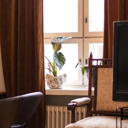 3 Lovely In Center. Apartament *